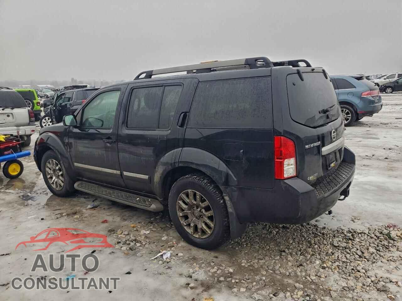 NISSAN PATHFINDER 2011 - 5N1AR1NB8BC605231