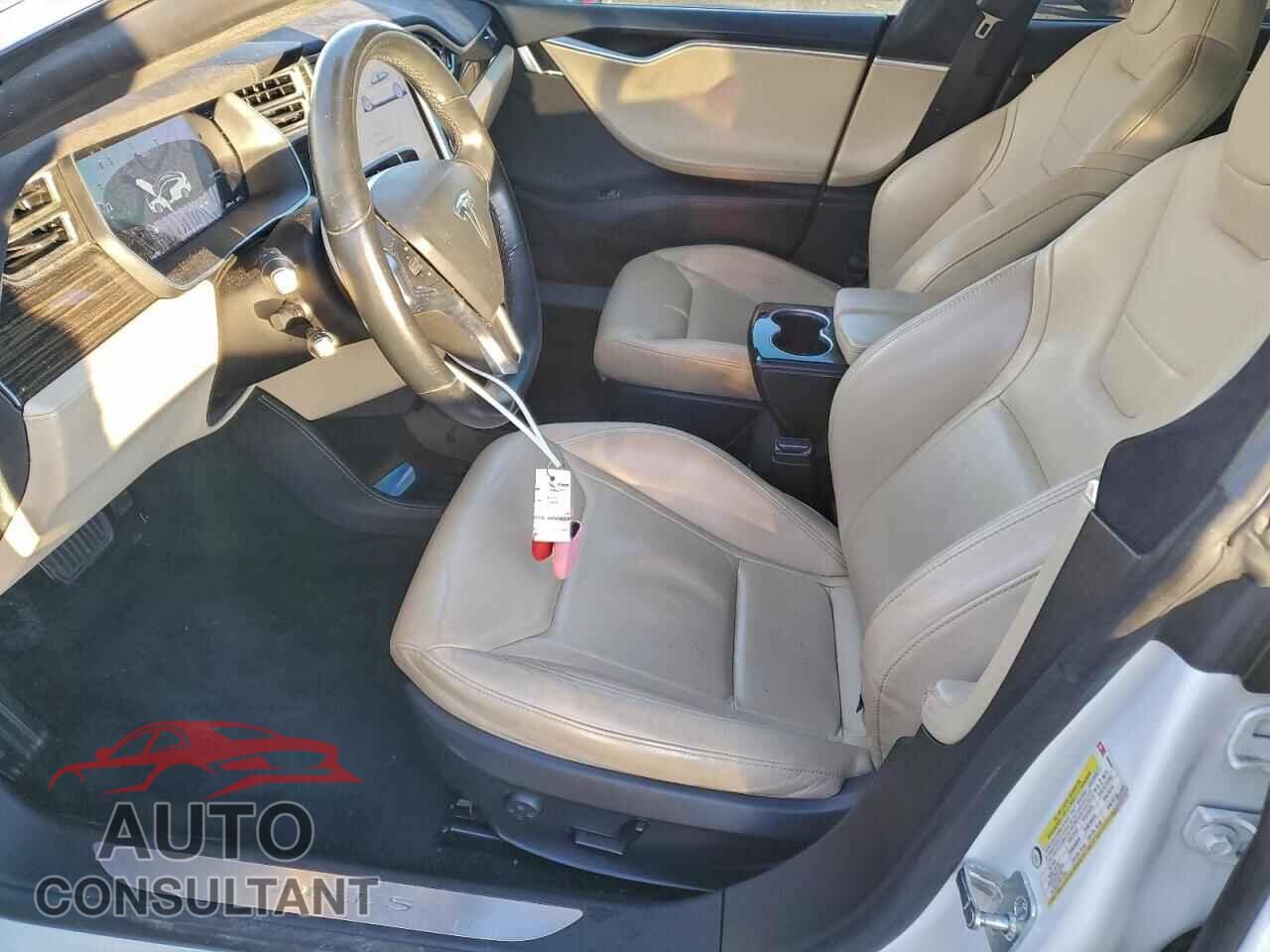 TESLA MODEL S 2015 - 5YJSA1E12FF109602