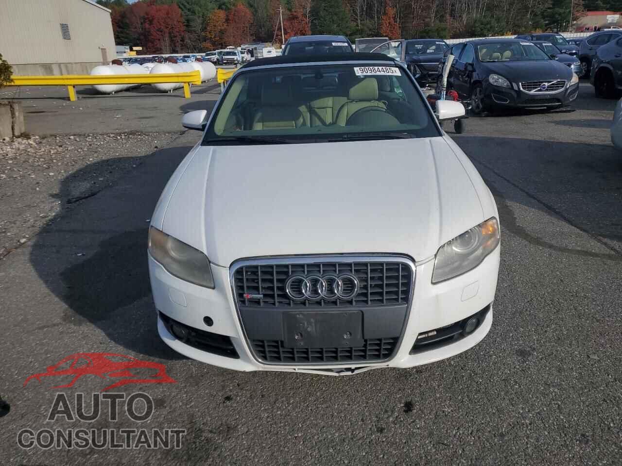 AUDI A4 2009 - WAUDF48H39K003376