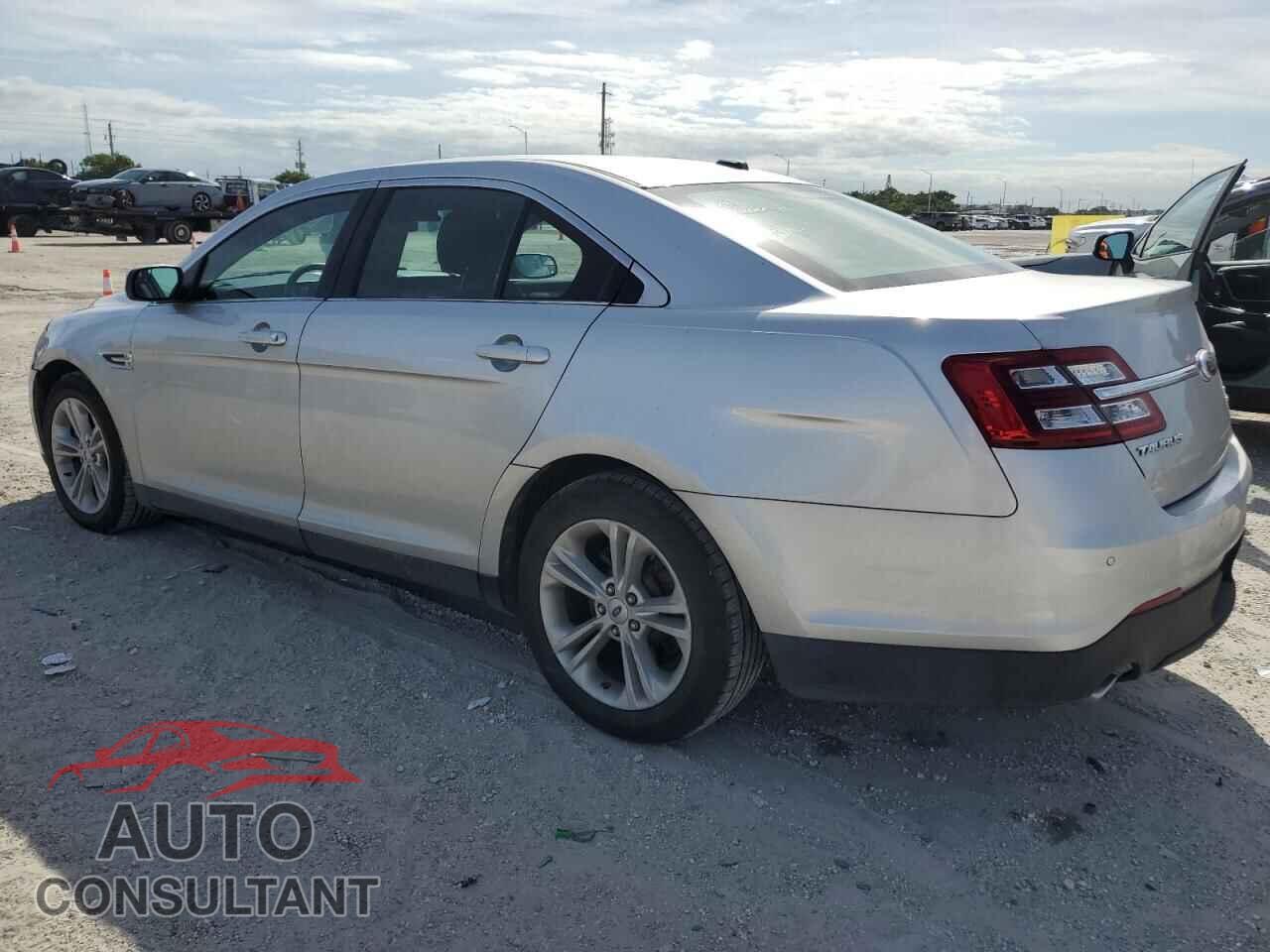 FORD TAURUS 2013 - 1FAHP2E87DG228993