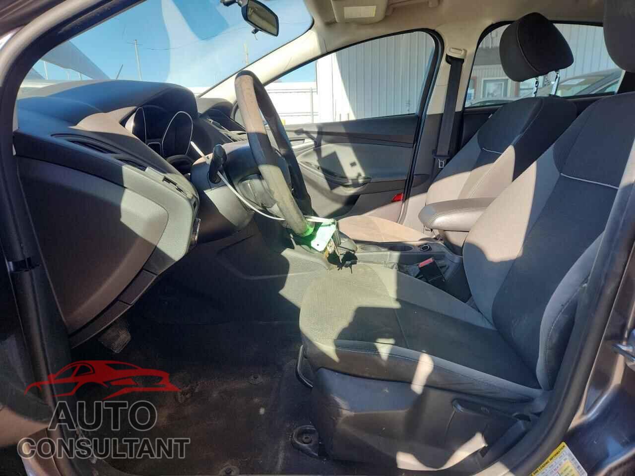 FORD FOCUS 2014 - 1FADP3F29EL146920