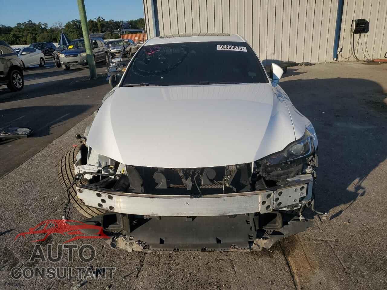 LEXUS IS 2018 - JTHBA1D29J5071711