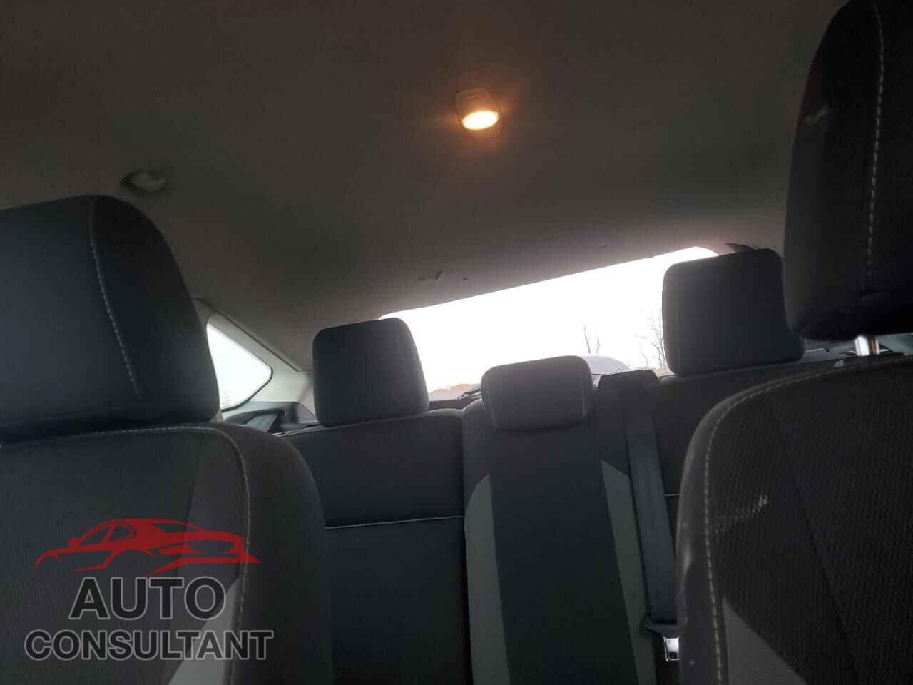 FORD FOCUS 2013 - 1FADP3K28DL289653