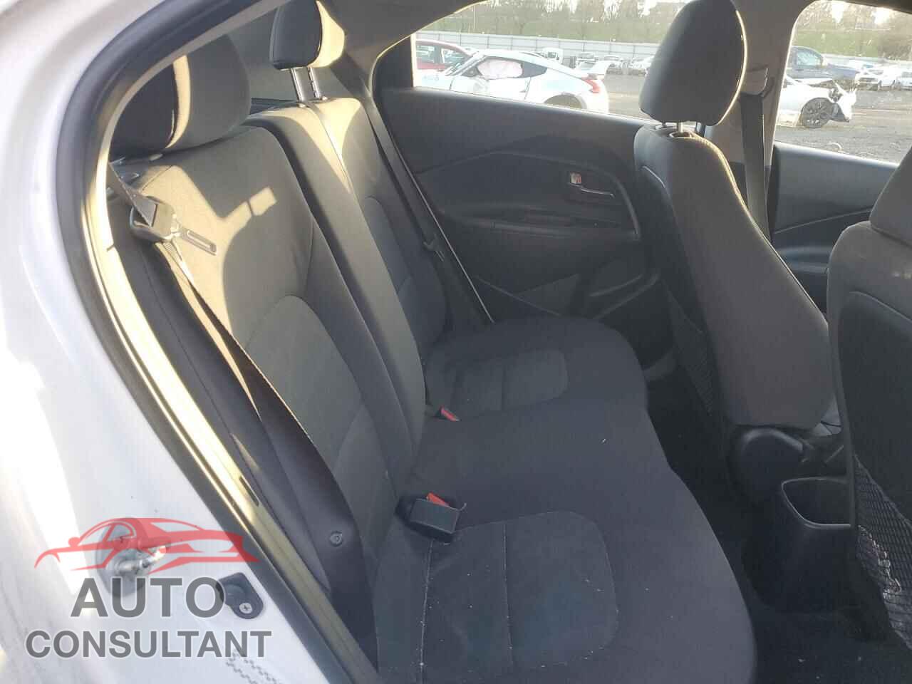 KIA RIO 2013 - KNADM5A36D6204877