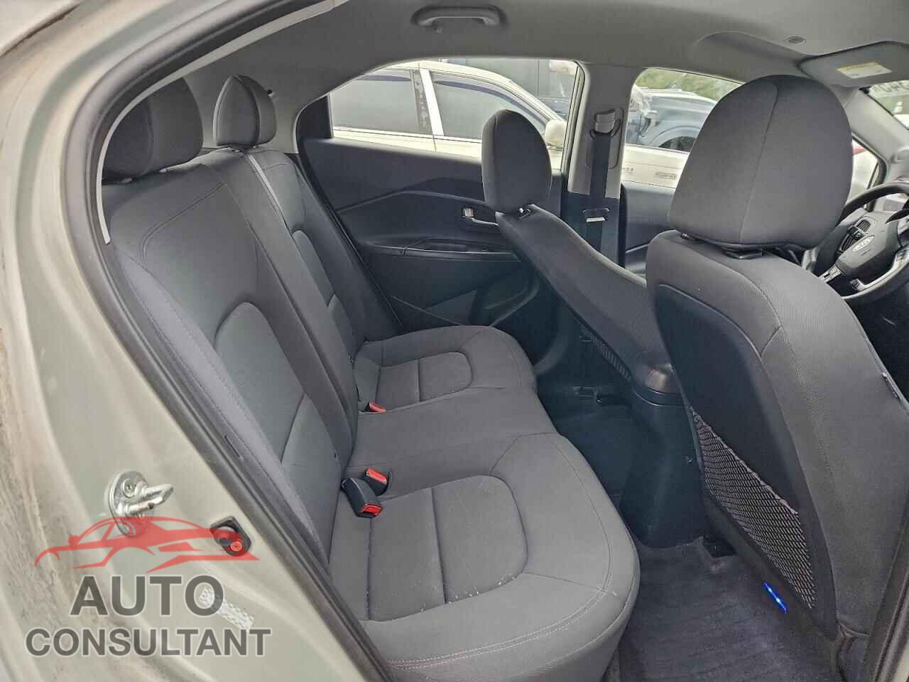 KIA RIO 2012 - KNADN5A36C6012449