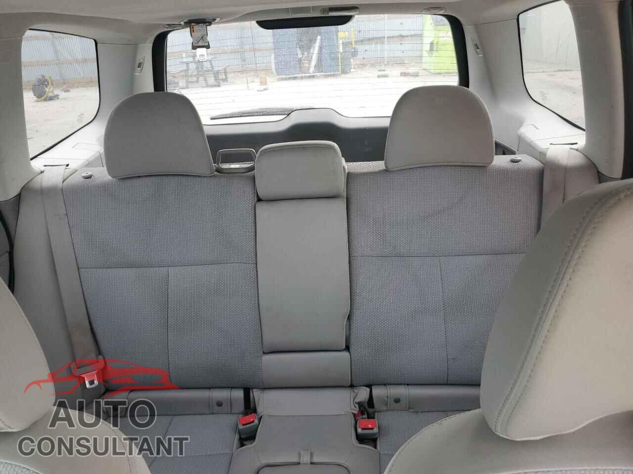 SUBARU FORESTER 2012 - JF2SHBDC7CH458384