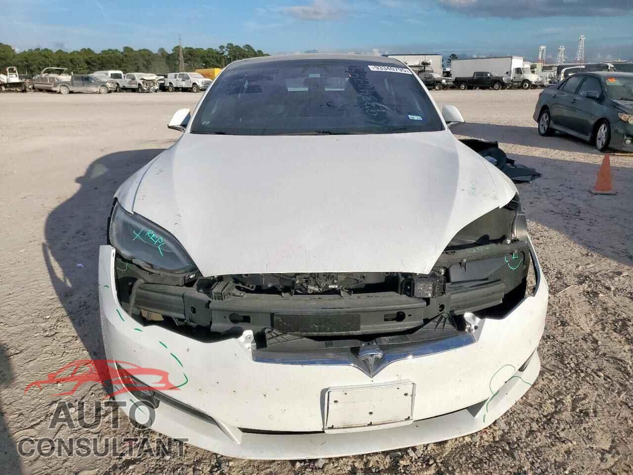 TESLA MODEL S 2019 - 5YJSA1E23KF306104