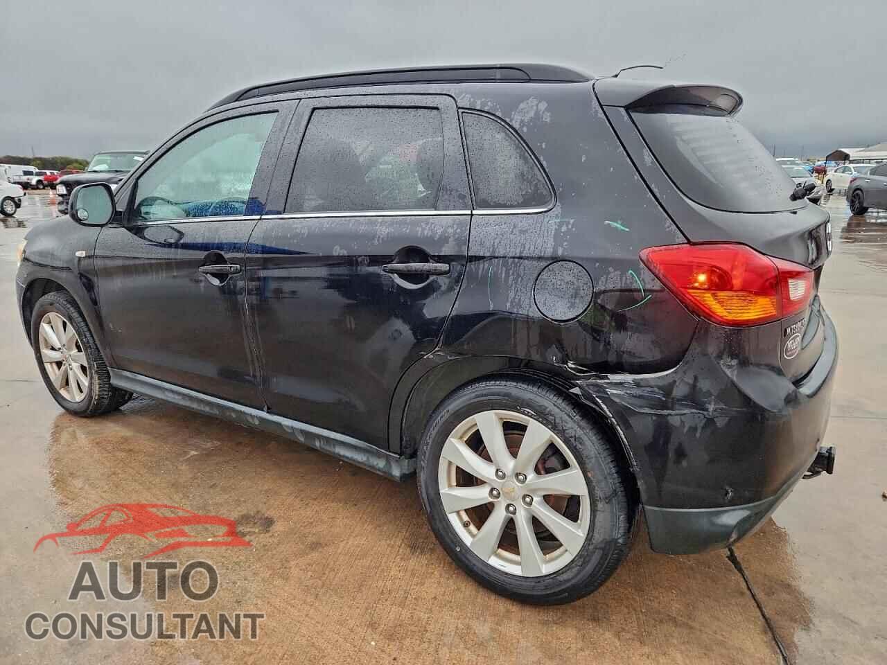 MITSUBISHI OUTLANDER 2013 - 4A4AR4AU1DE015319