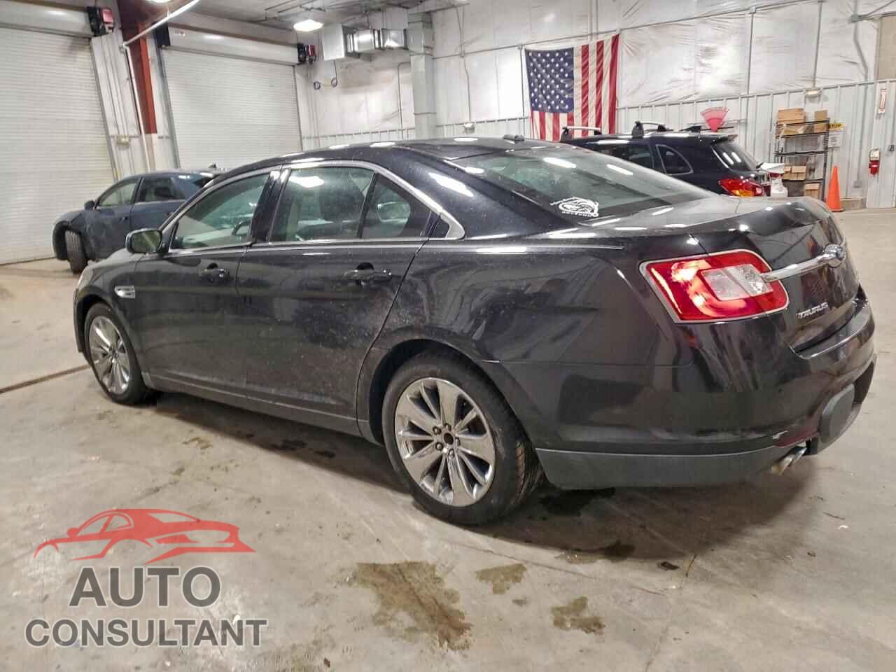 FORD TAURUS 2011 - 1FAHP2JW2BG167327