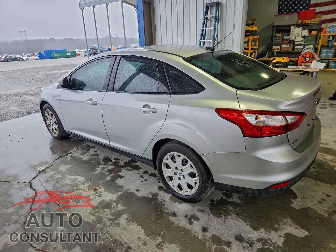 FORD FOCUS 2012 - 1FAHP3F20CL327466