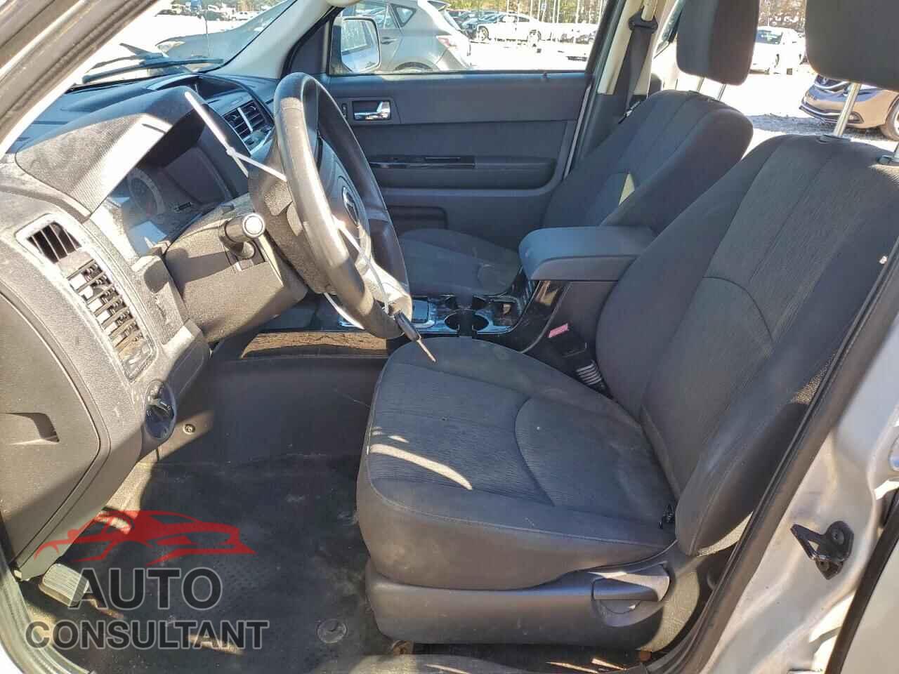 MAZDA TRIBUTE 2011 - 4F2CY0C77BKM05360