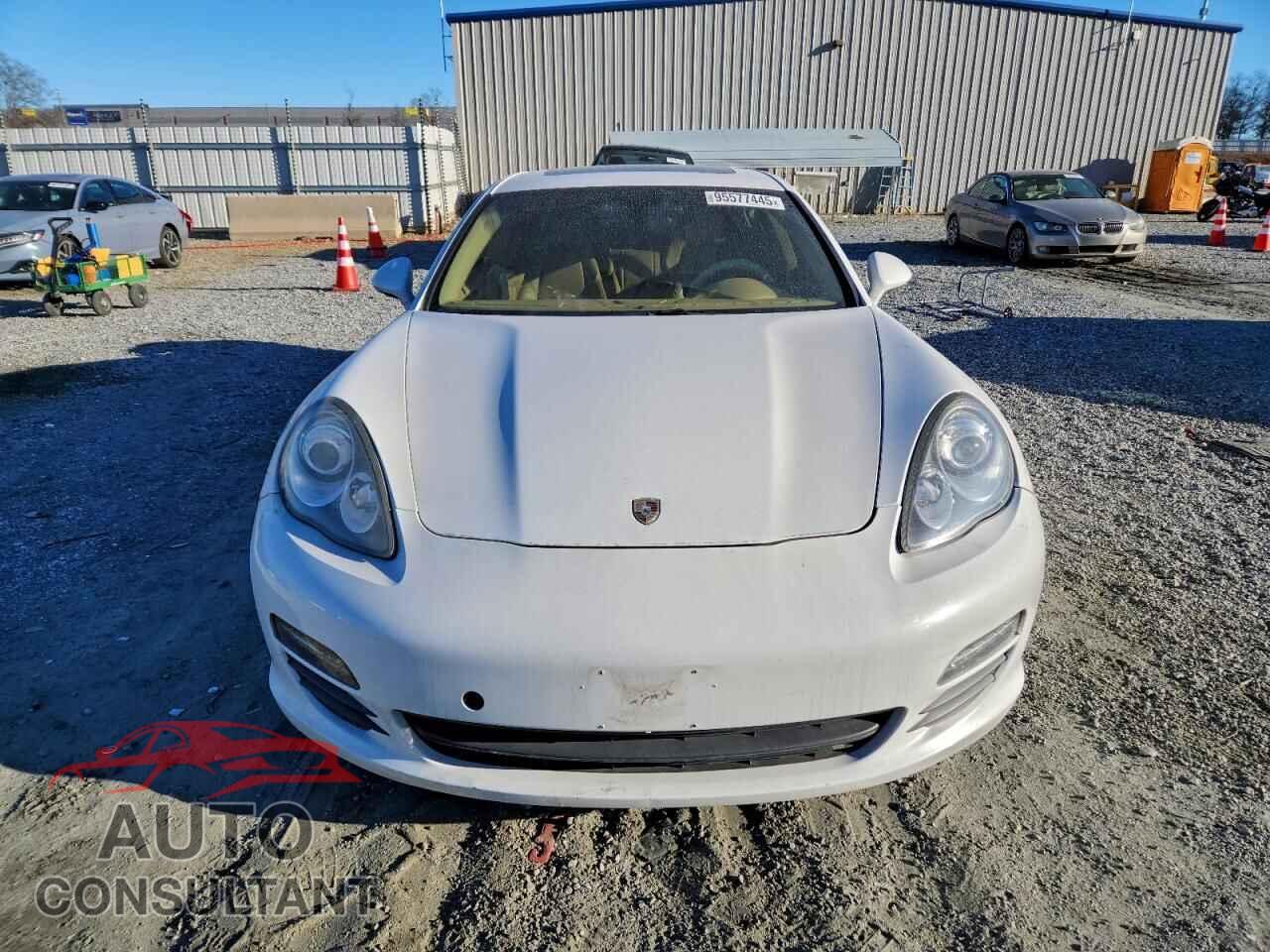 PORSCHE PANAMERA 2011 - WP0AA2A74BL010315