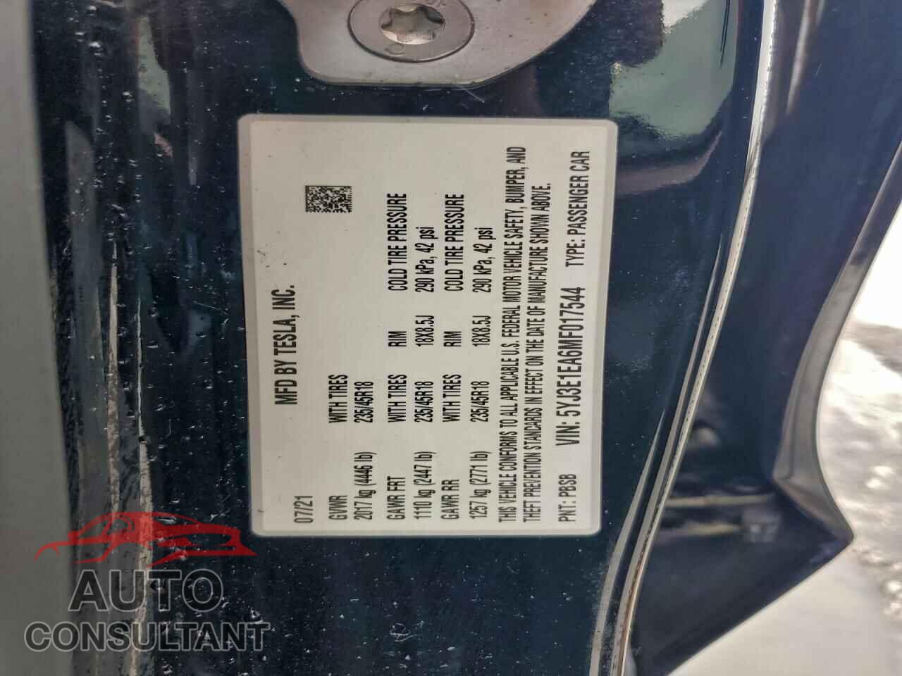 TESLA MODEL 3 2021 - 5YJ3E1EA6MF017544