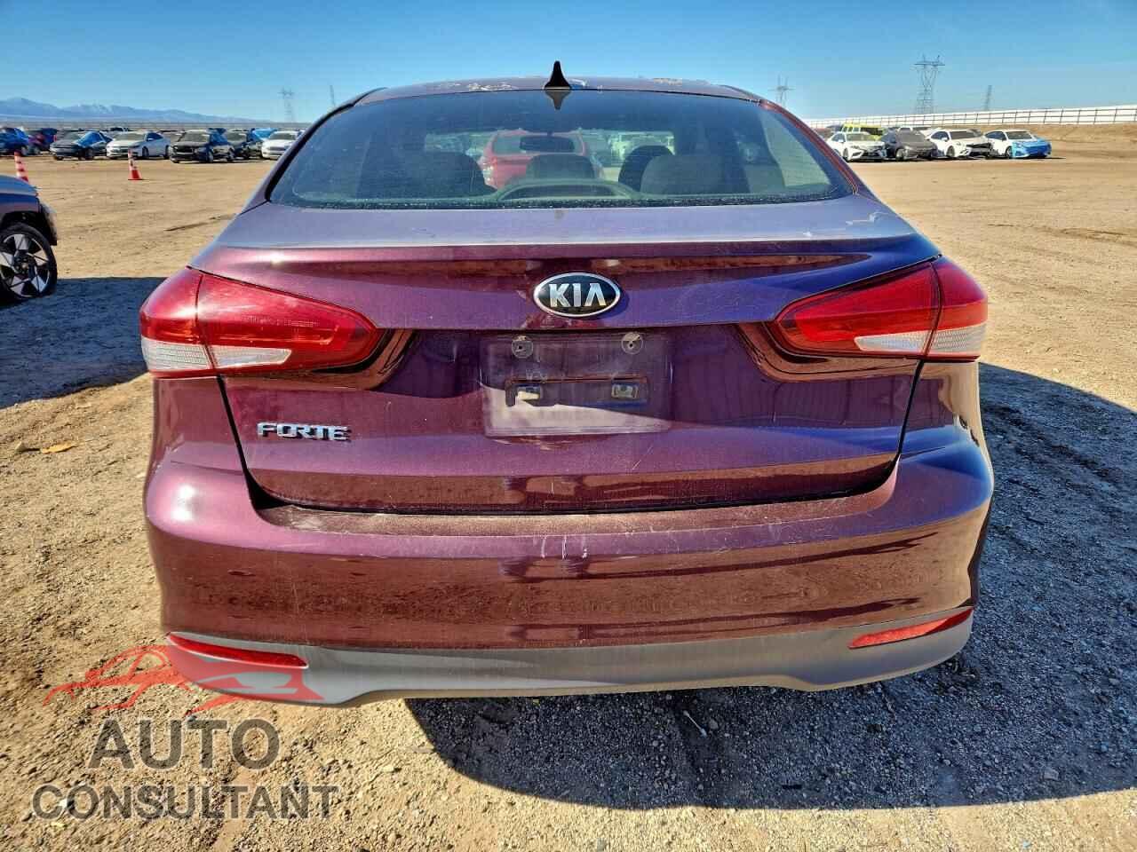 KIA FORTE 2017 - 3KPFK4A76HE031876