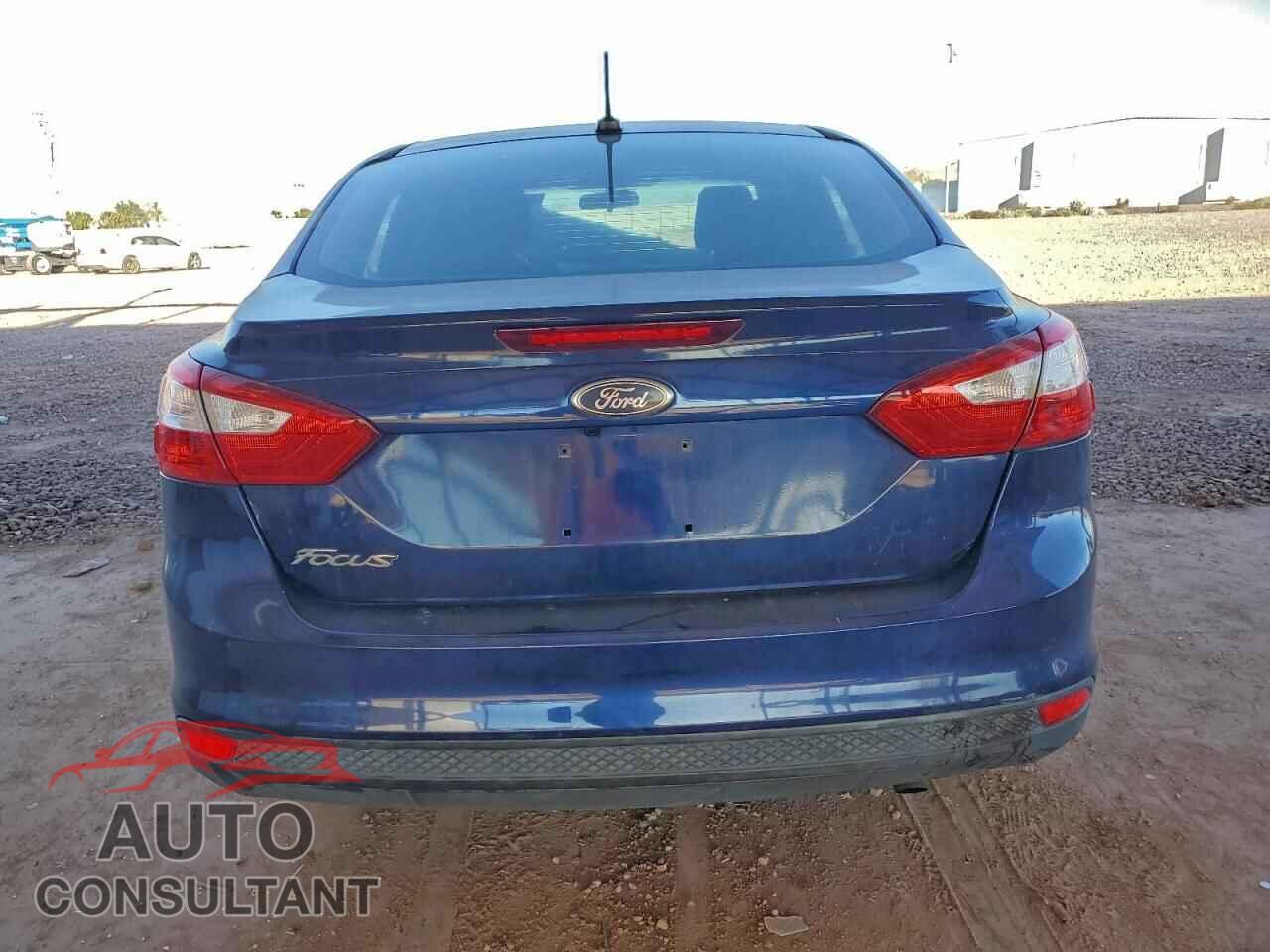 FORD FOCUS 2012 - 1FAHP3E27CL155227