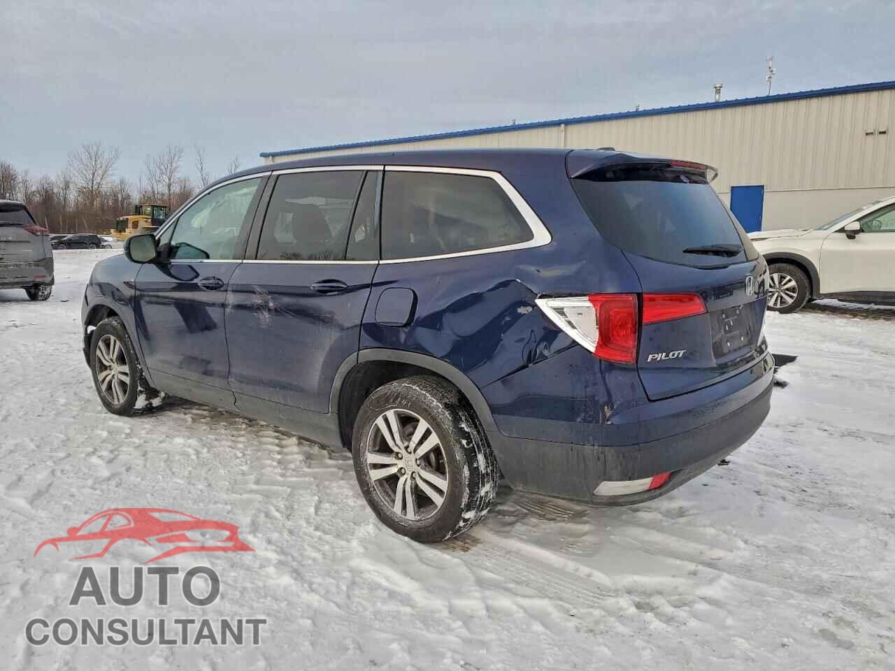 HONDA PILOT 2017 - 5FNYF6H52HB024172