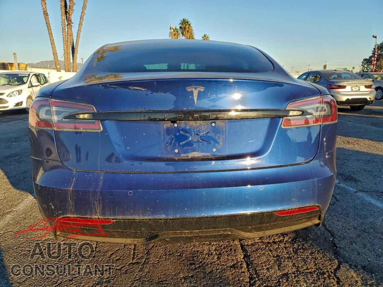 TESLA MODEL S 2021 - 5YJSA1E56MF443664