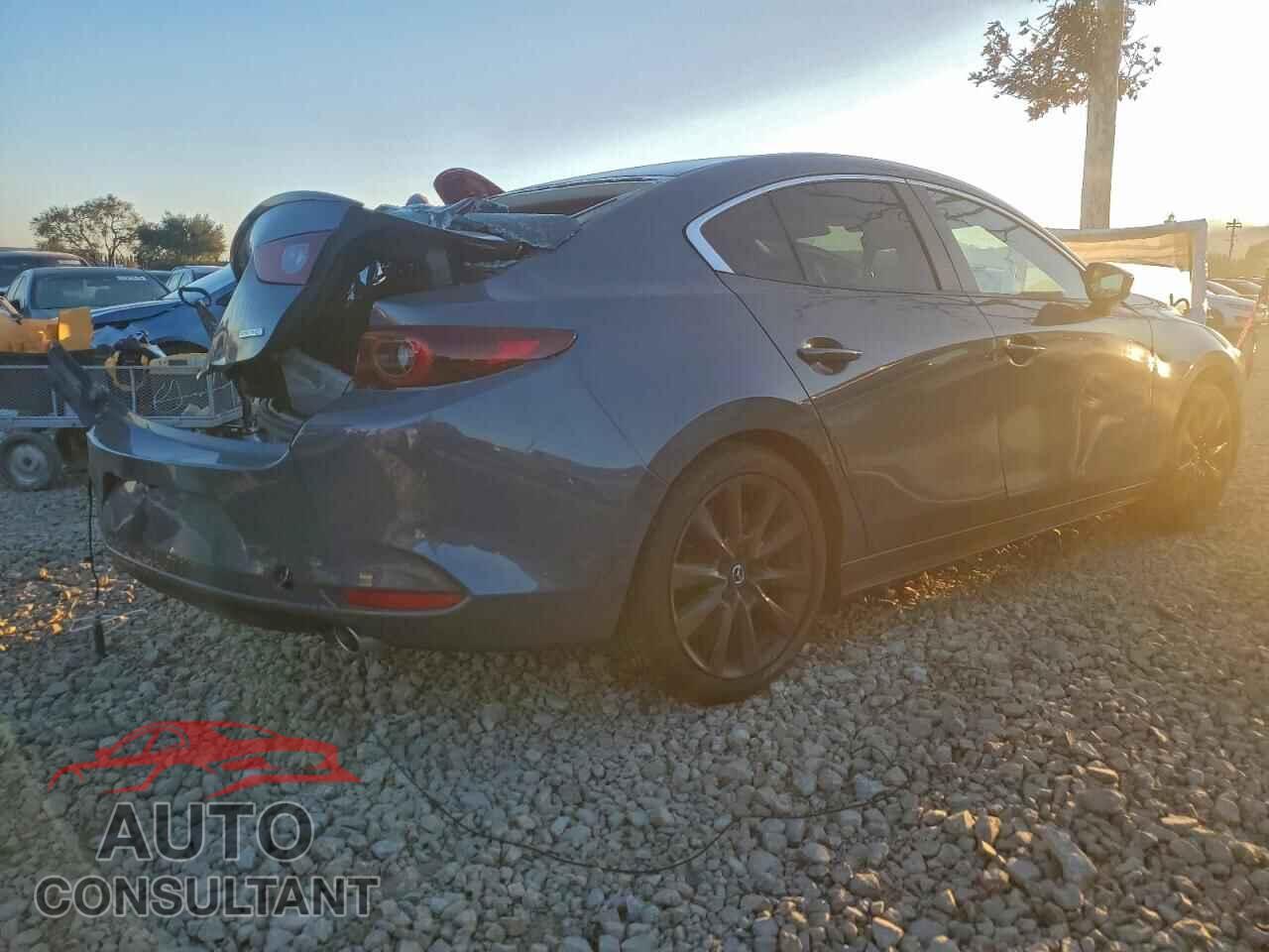 MAZDA 3 2023 - 3MZBPACM9PM381005