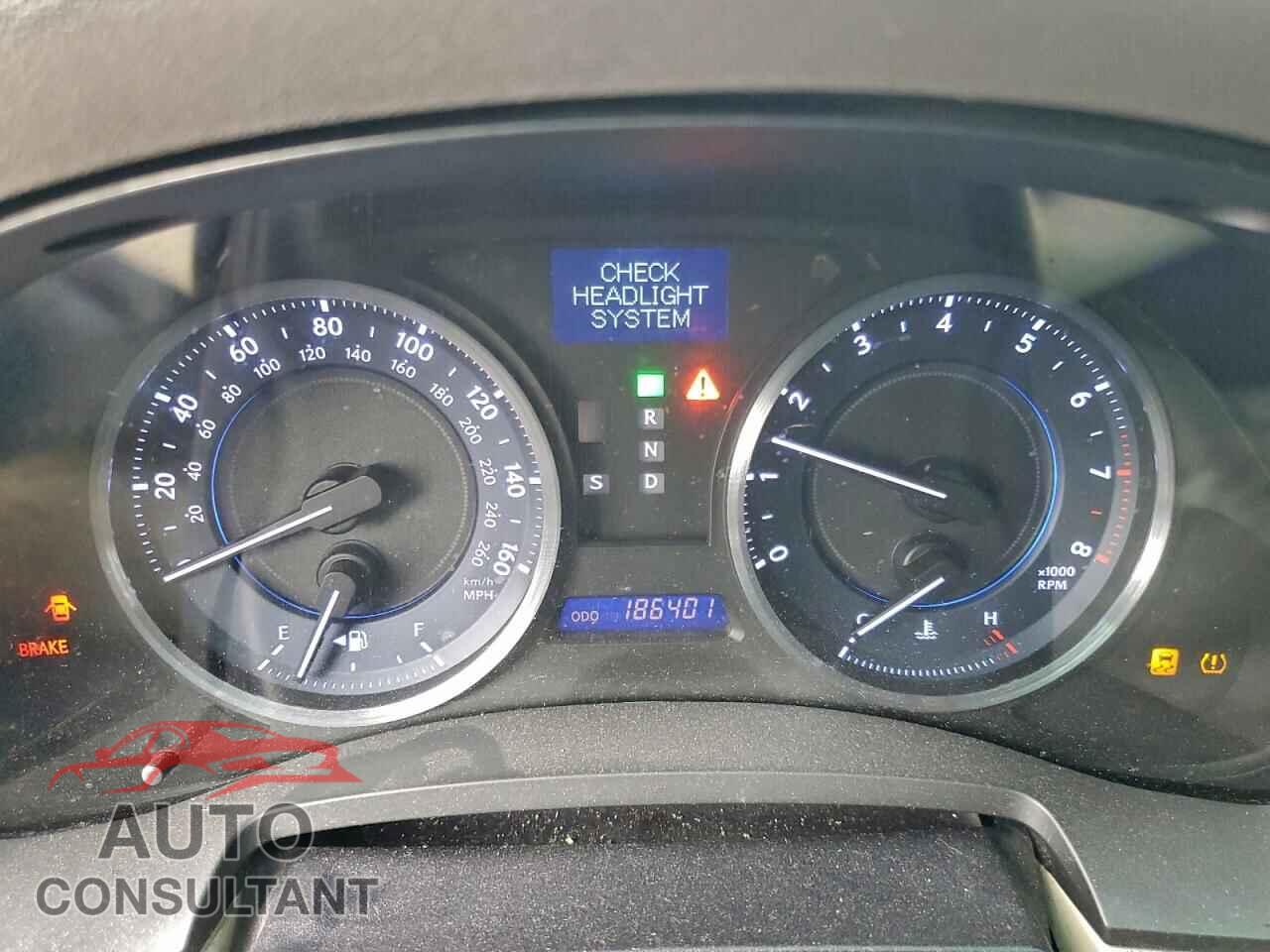 LEXUS IS 2012 - JTHCF5C22C5056047