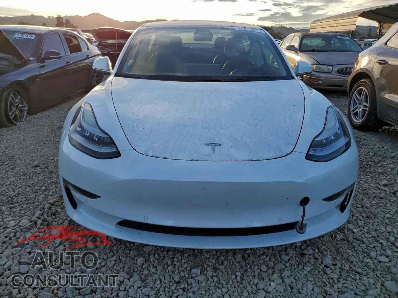 TESLA MODEL 3 2018 - 5YJ3E1EA3JF006500