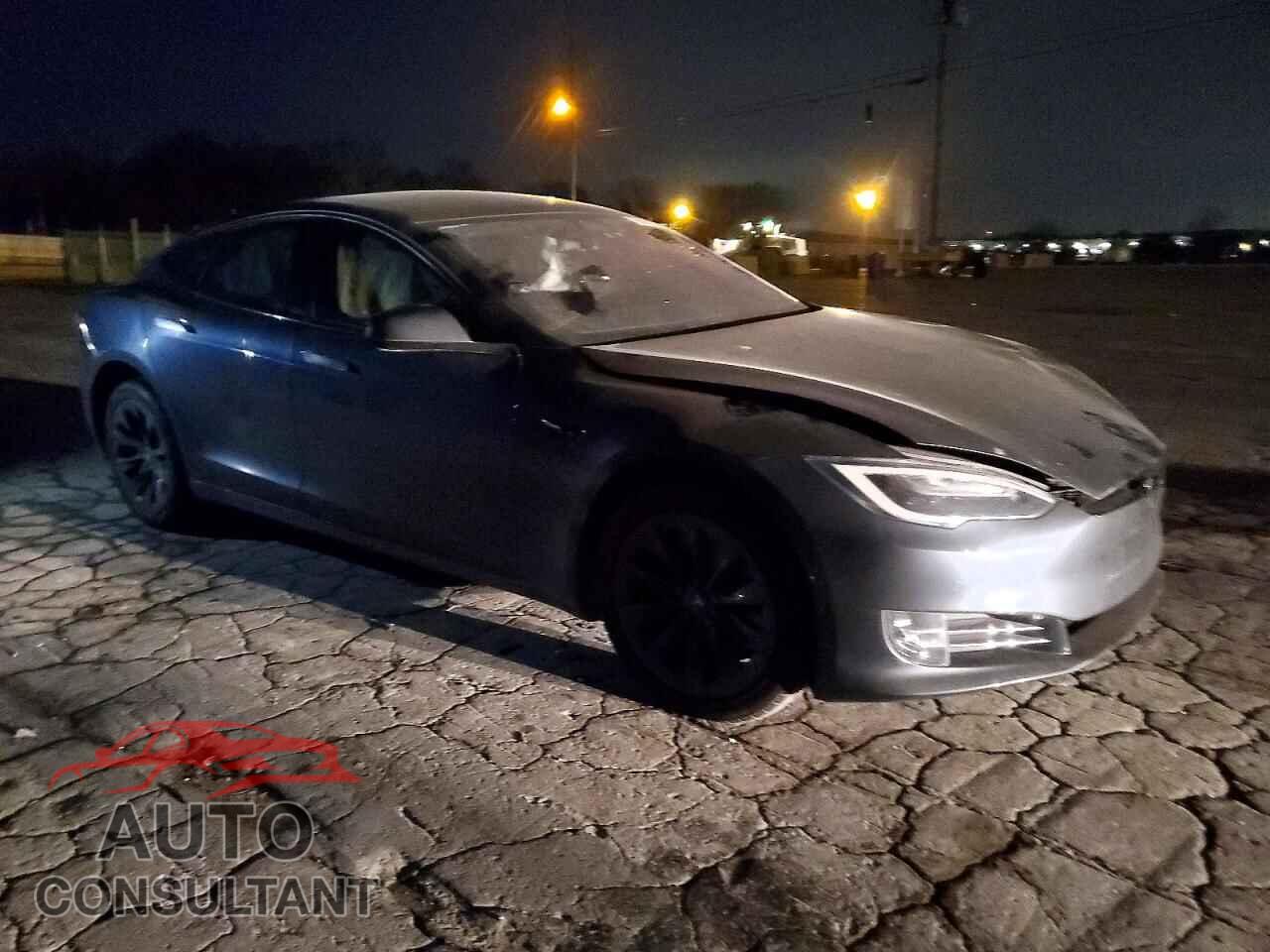 TESLA MODEL S 2018 - 5YJSA1E27JF244737