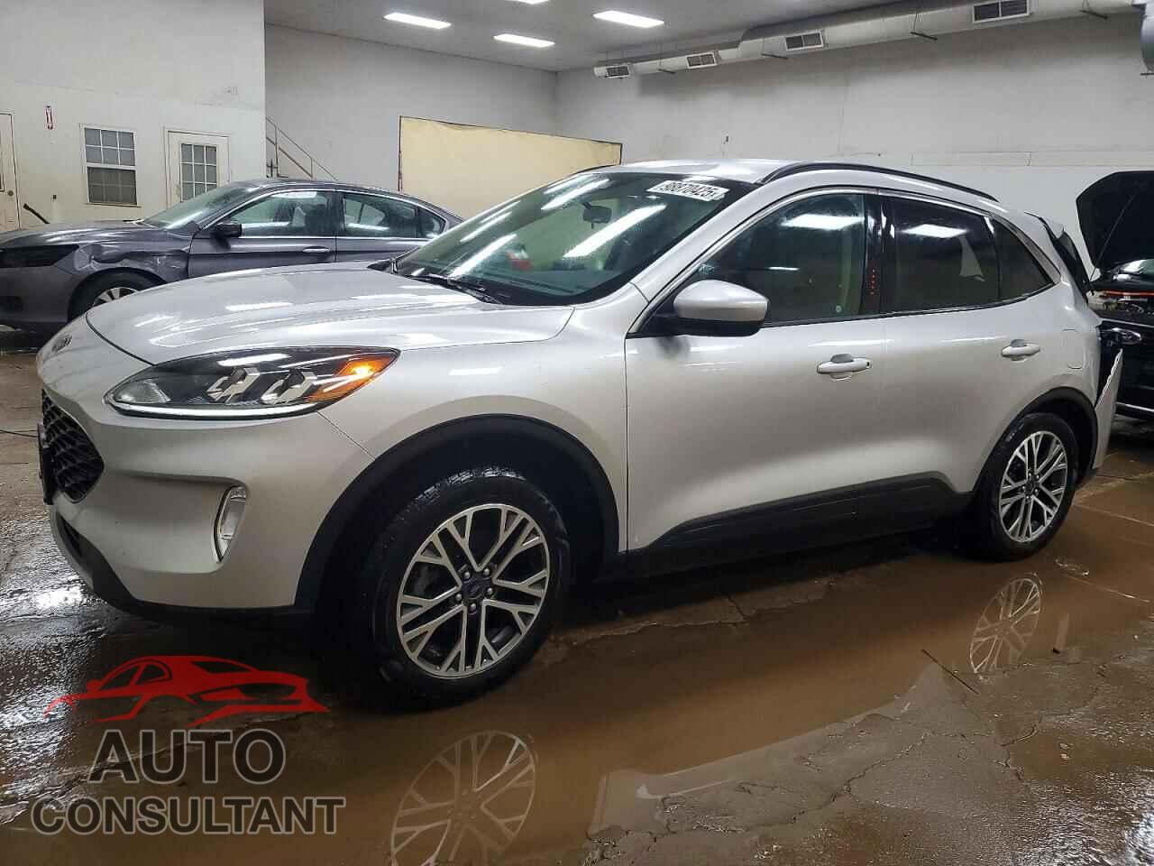 FORD ESCAPE 2020 - 1FMCU9H63LUA59227
