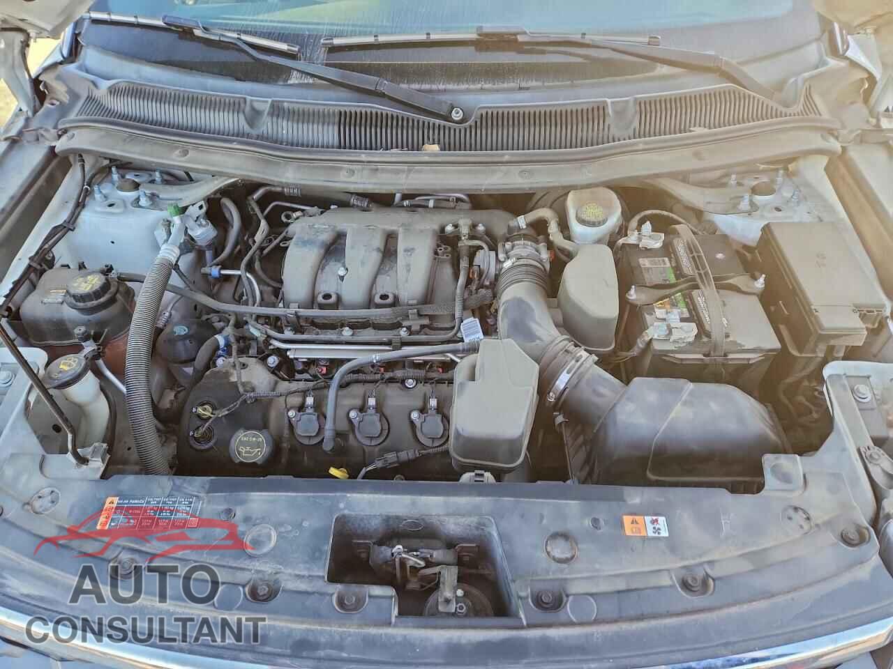 FORD EXPLORER 2018 - 1FM5K7B81JGB07624