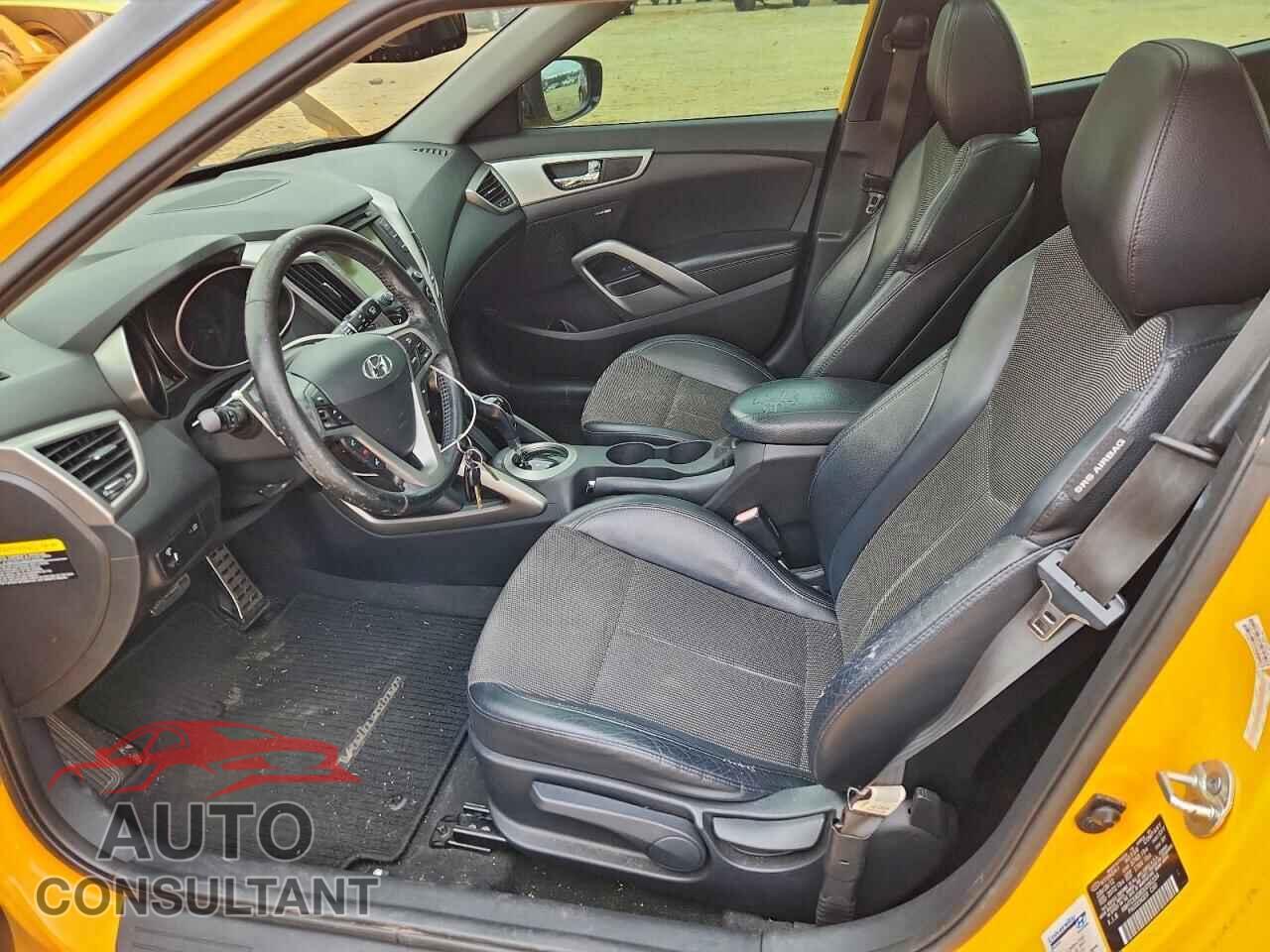 HYUNDAI VELOSTER 2013 - KMHTC6AD8DU096334