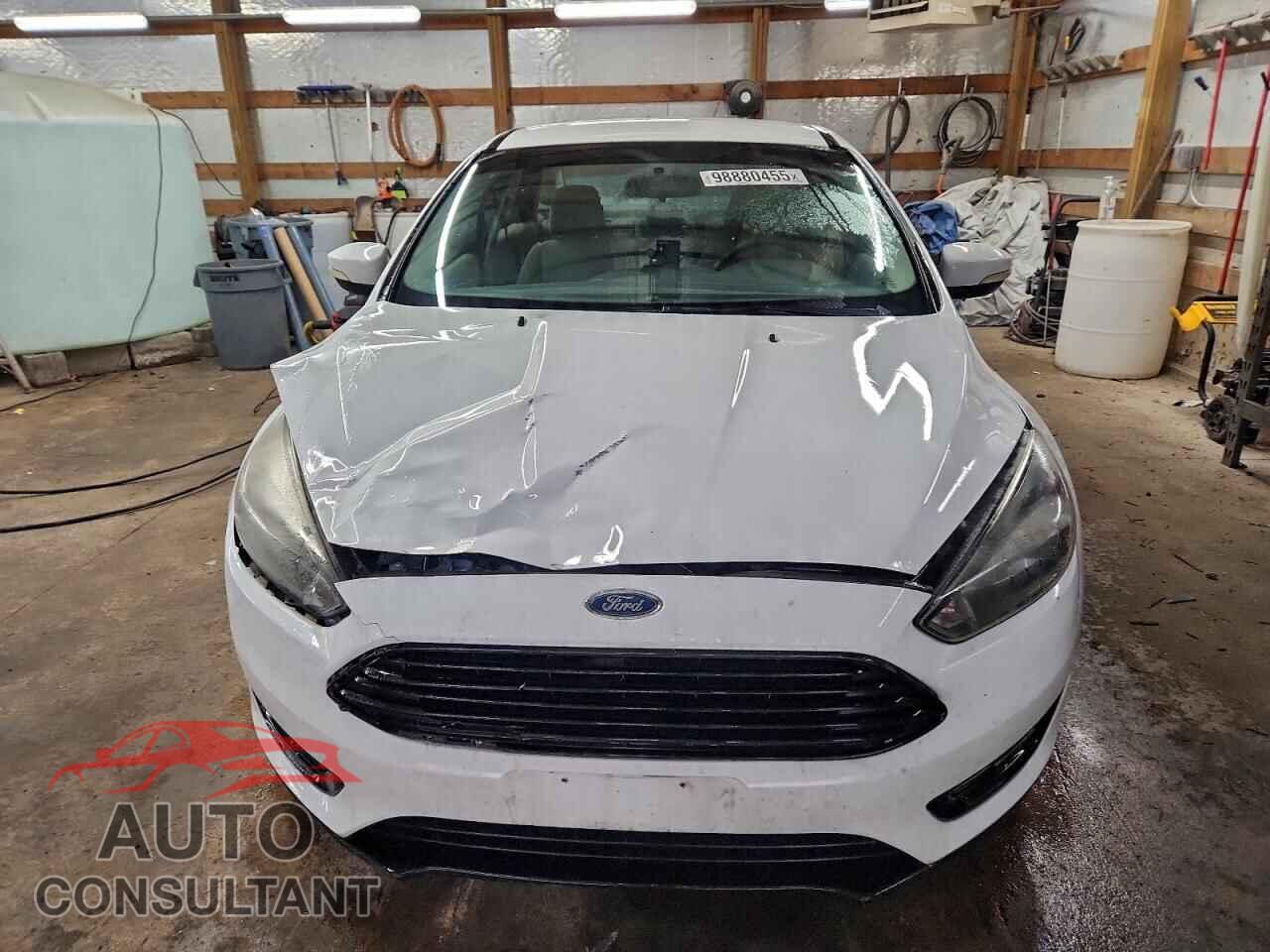 FORD FOCUS 2016 - 1FADP3FE3GL403096
