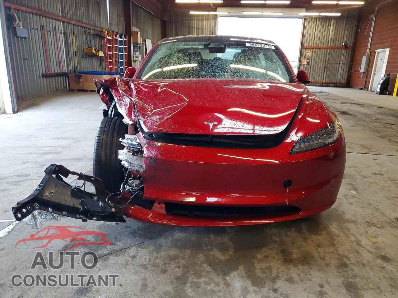 TESLA MODEL 3 2024 - 5YJ3E1EA2RF873320