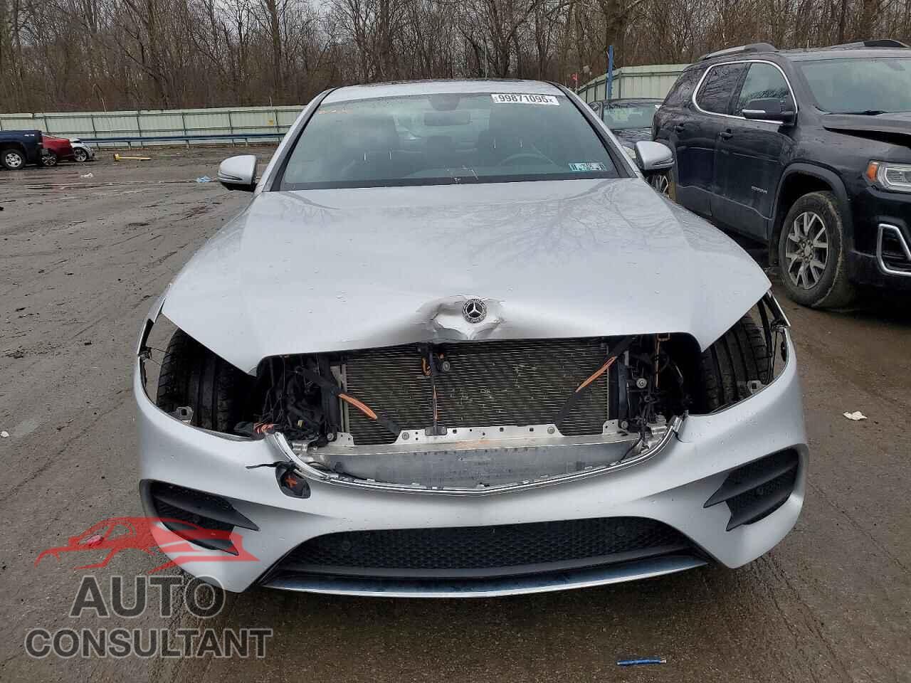 MERCEDES-BENZ E-CLASS 2019 - WDDZF4KB7KA556109