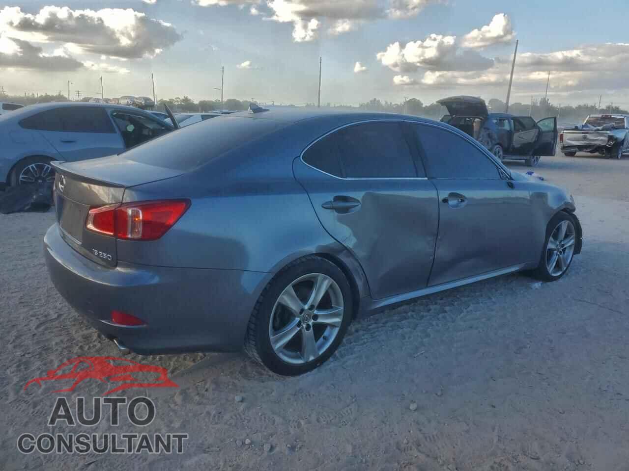 LEXUS IS 2013 - JTHBF5C22D5193230