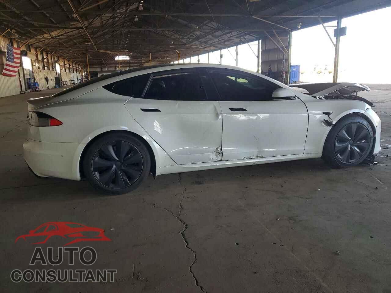 TESLA MODEL S 2021 - 5YJSA1E52MF443600