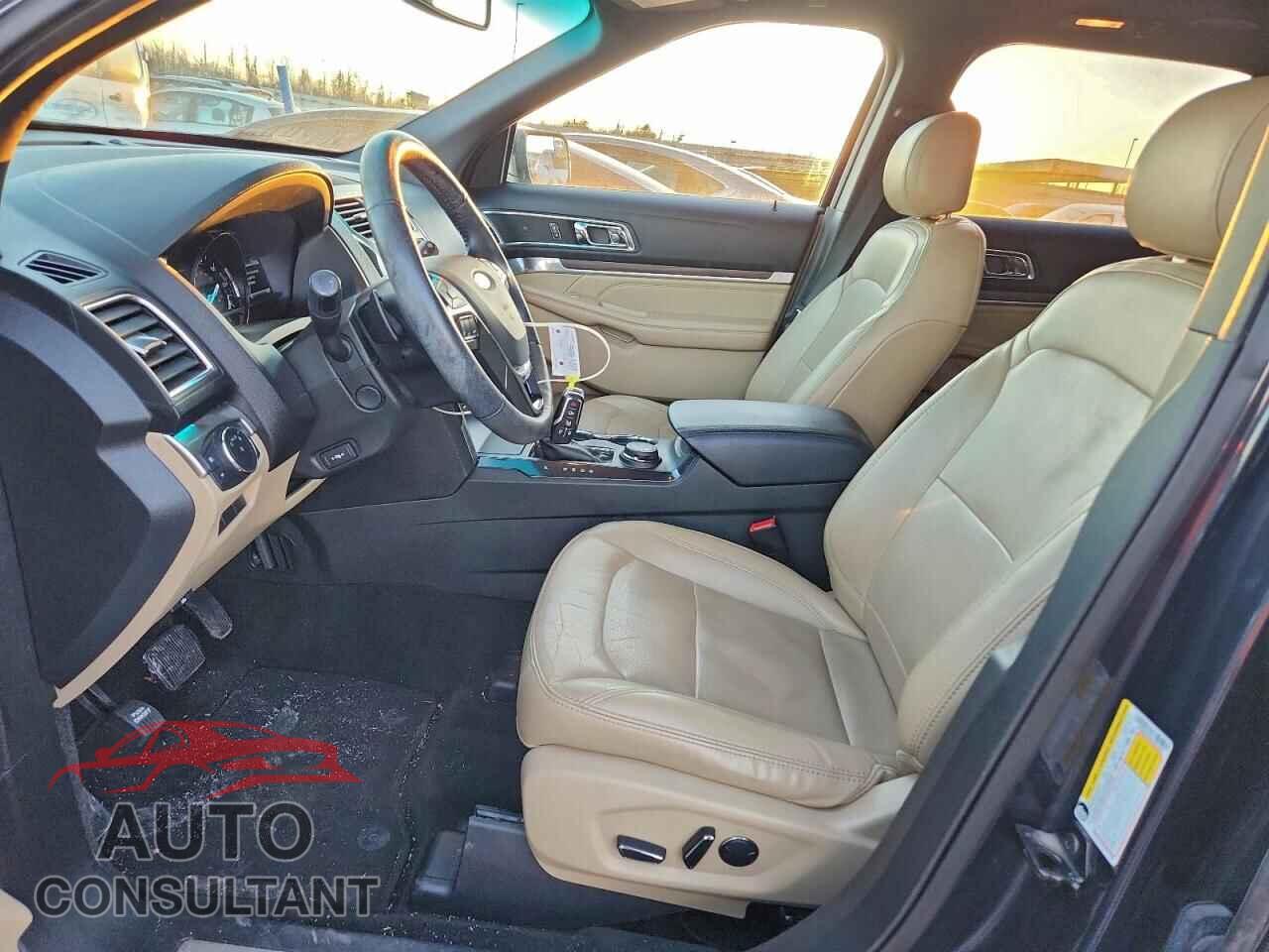 FORD EXPLORER 2017 - 1FM5K8FH0HGB52855
