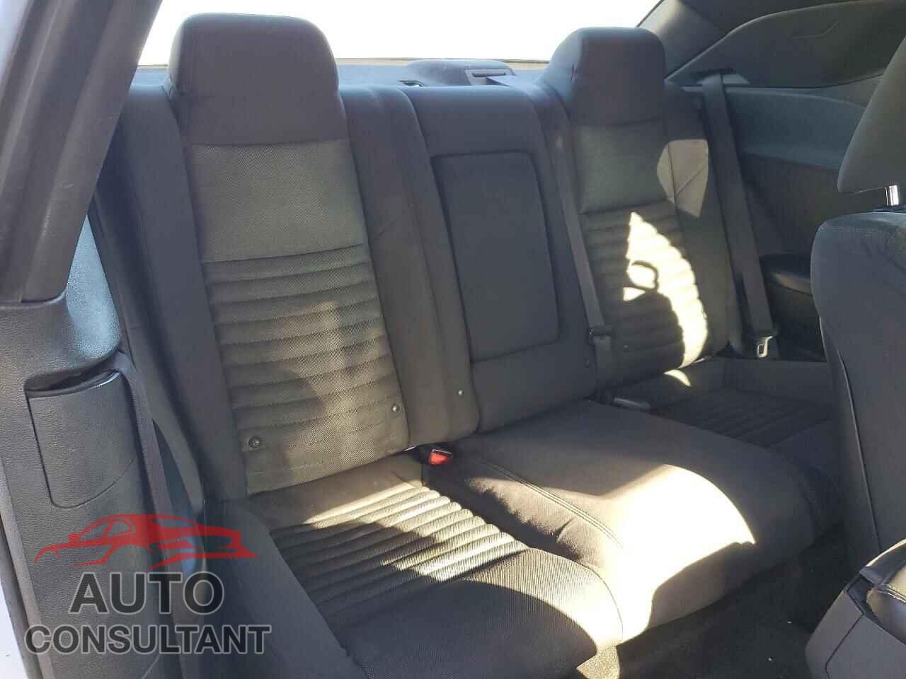 DODGE CHALLENGER 2012 - 2C3CDYAGXCH173976