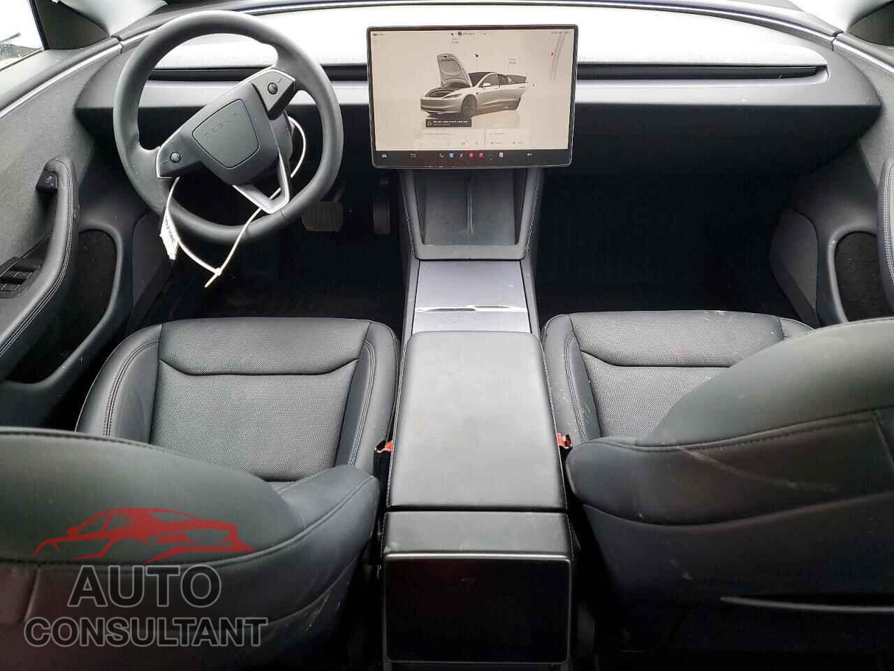 TESLA MODEL 3 2025 - 5YJ3E1EA2SF005520