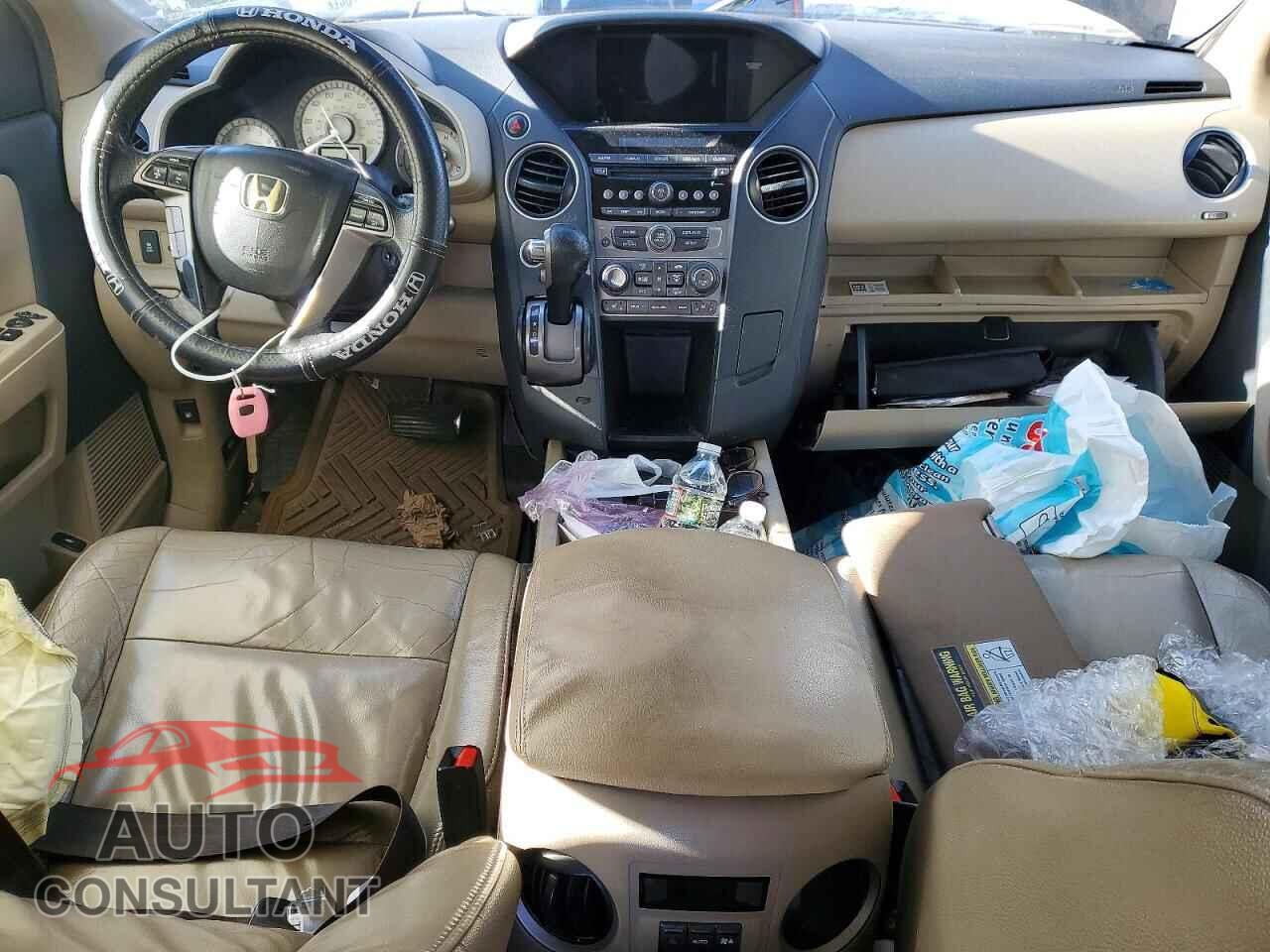 HONDA PILOT 2012 - 5FNYF4H57CB004271