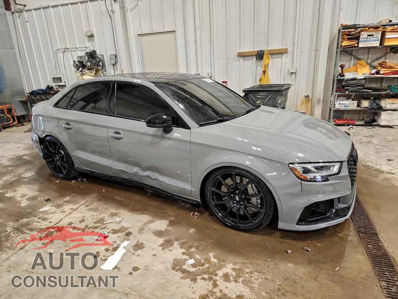 AUDI RS3 2018 - WUABWGFF4J1905321