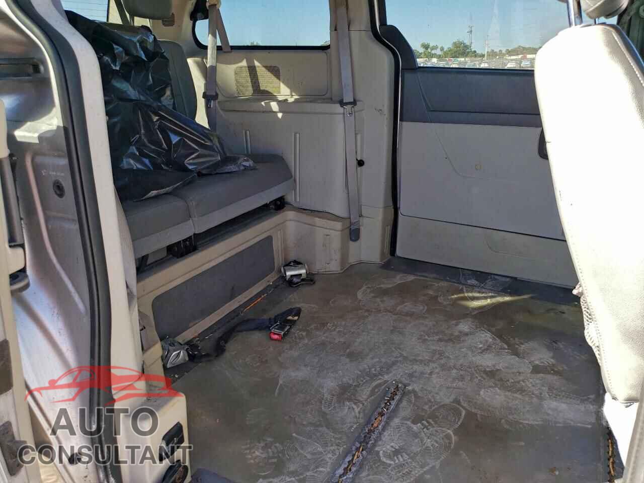 DODGE CARAVAN 2010 - 2D4RN5DX7AR498298