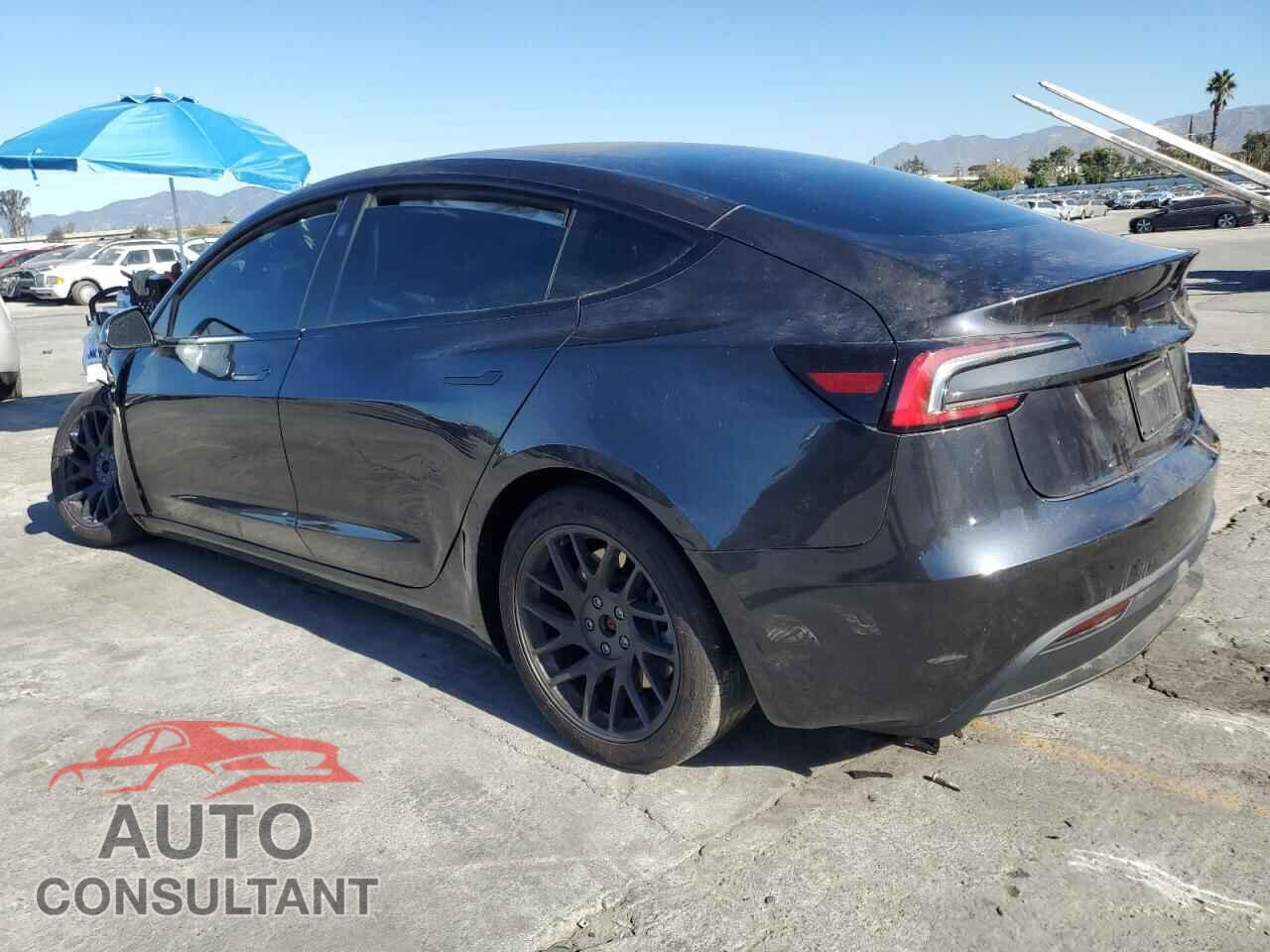 TESLA MODEL 3 2024 - 5YJ3E1EB3RF717165