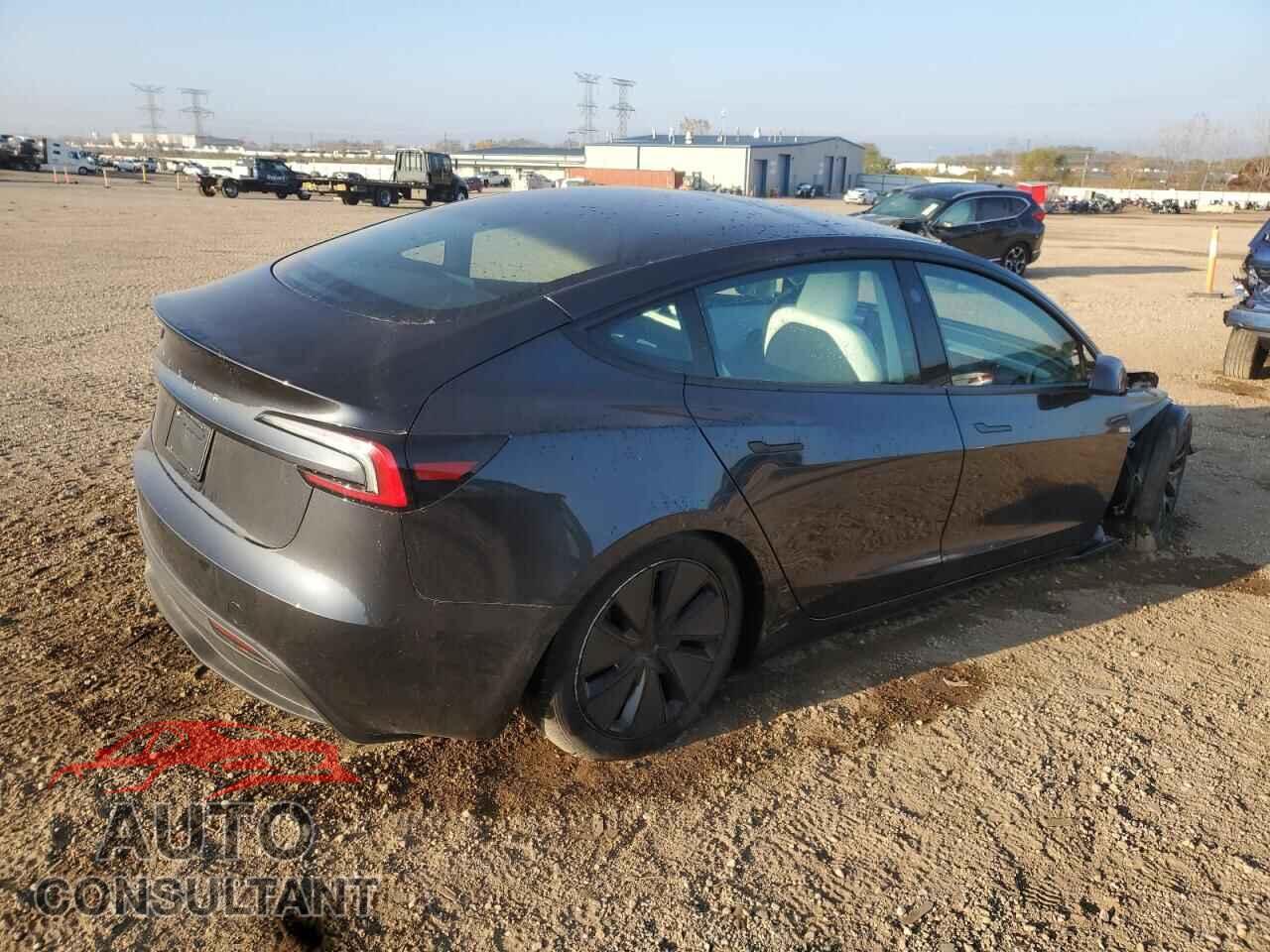 TESLA MODEL 3 2025 - 5YJ3E1EA0SF049967