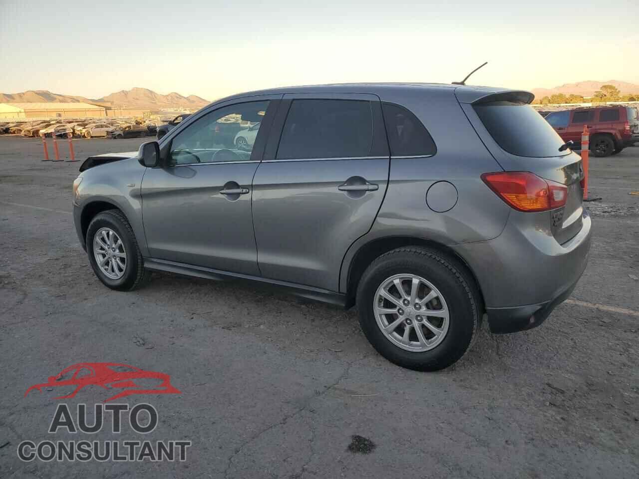 MITSUBISHI OUTLANDER 2013 - 4A4AR4AU3DE009585