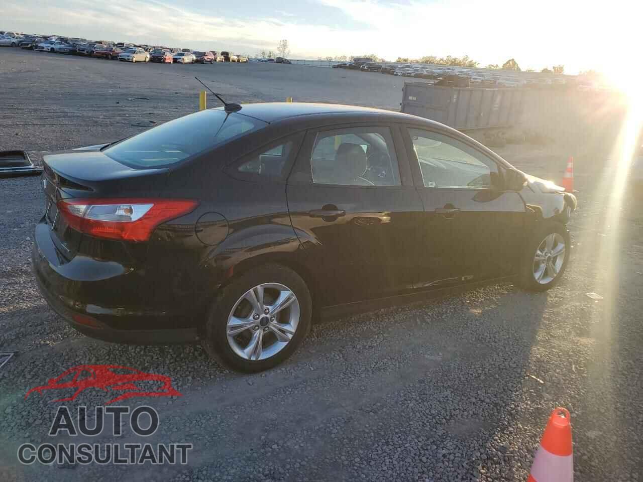 FORD FOCUS 2014 - 1FADP3F28EL459344