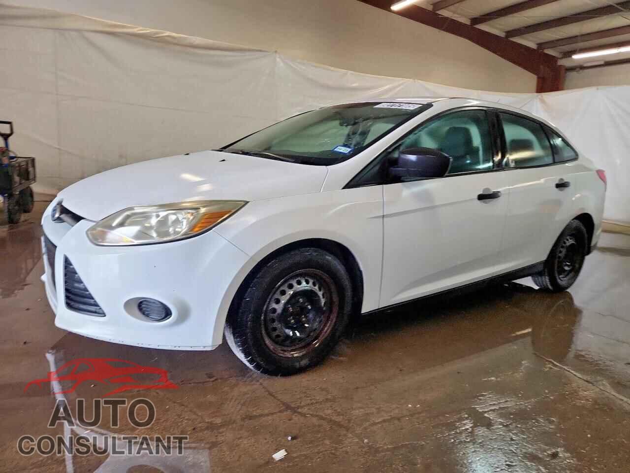 FORD FOCUS 2013 - 1FADP3E25DL307070