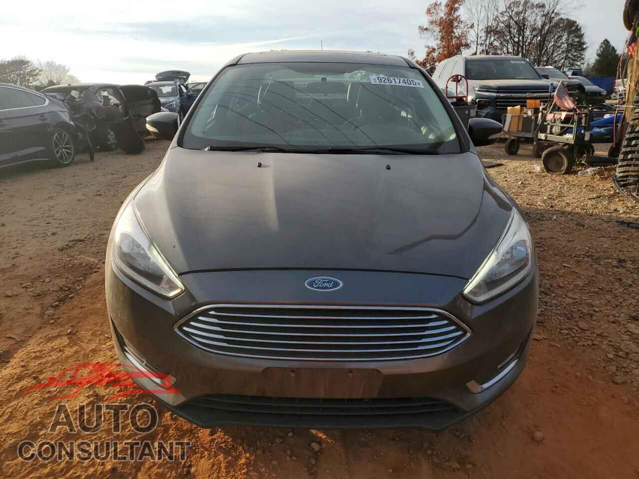FORD FOCUS 2018 - 1FADP3J25JL247132