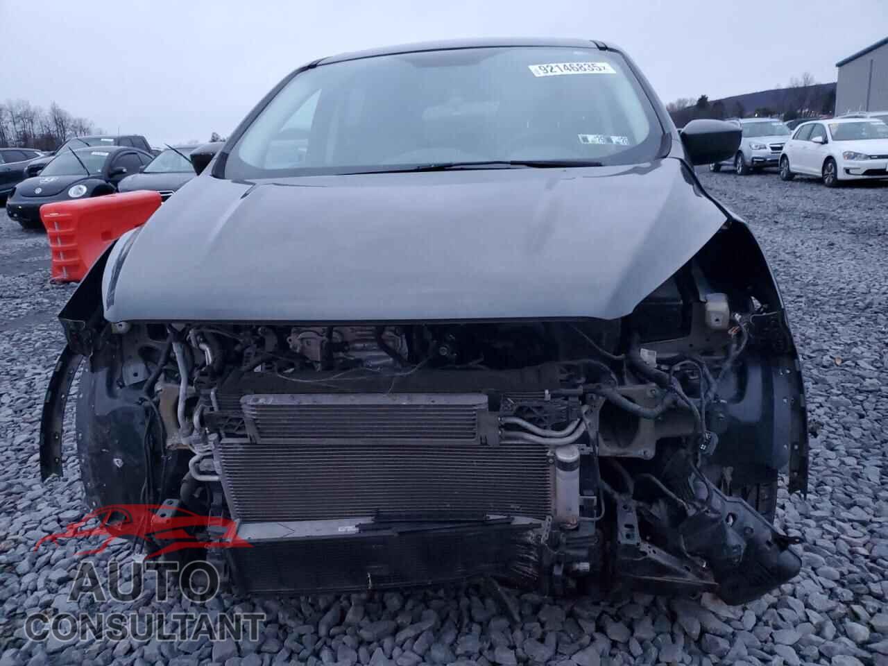 FORD ESCAPE 2017 - 1FMCU9GD3HUE83675