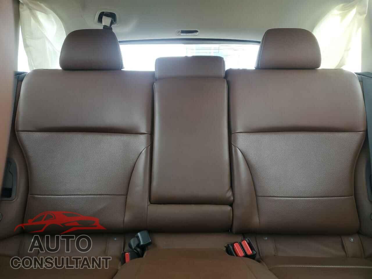SUBARU OUTBACK 2019 - 4S4BSATC8K3299846