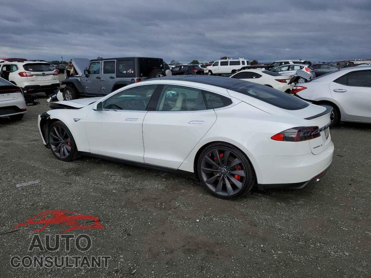 TESLA MODEL S 2012 - 5YJSA1DP4CFS00887