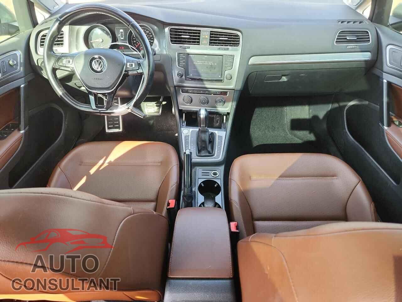 VOLKSWAGEN GOLF 2017 - 3VWH17AU3HM522928
