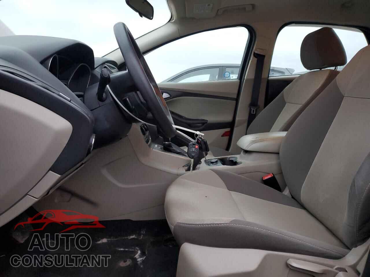 FORD FOCUS 2013 - 1FADP3K22DL238388